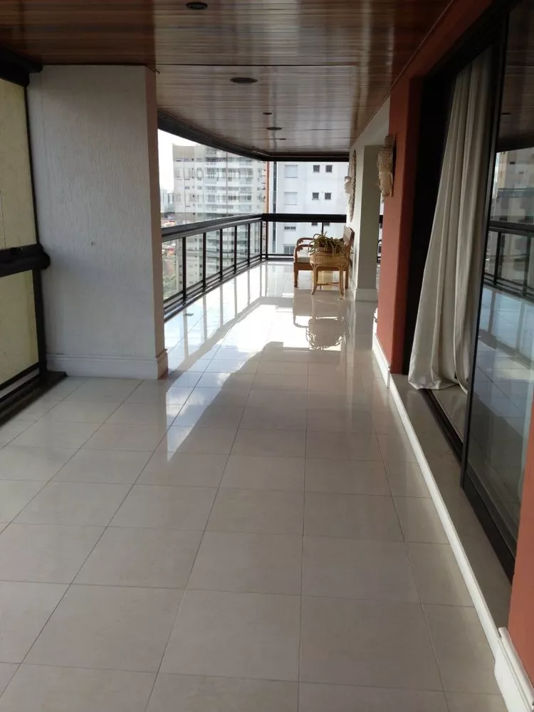 Apartamento à venda com 3 quartos, 400m² - Foto 3