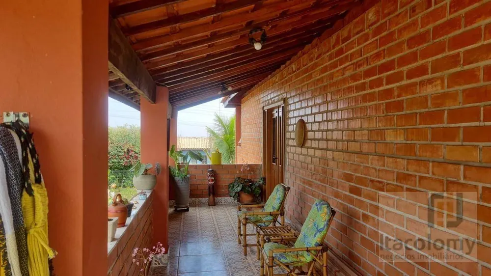 Chácara, 3 quartos, 1200 m² - Foto 1