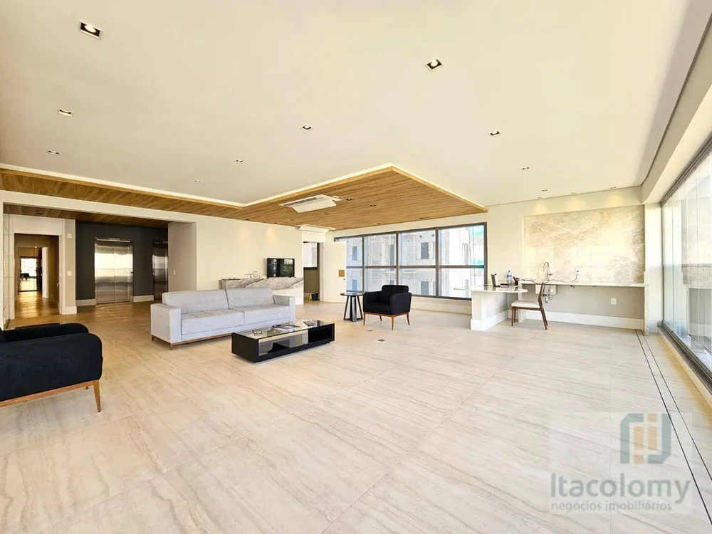 Apartamento, 3 quartos, 290 m² - Foto 1