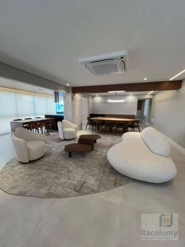 Apartamento, 3 quartos, 288 m² - Foto 2