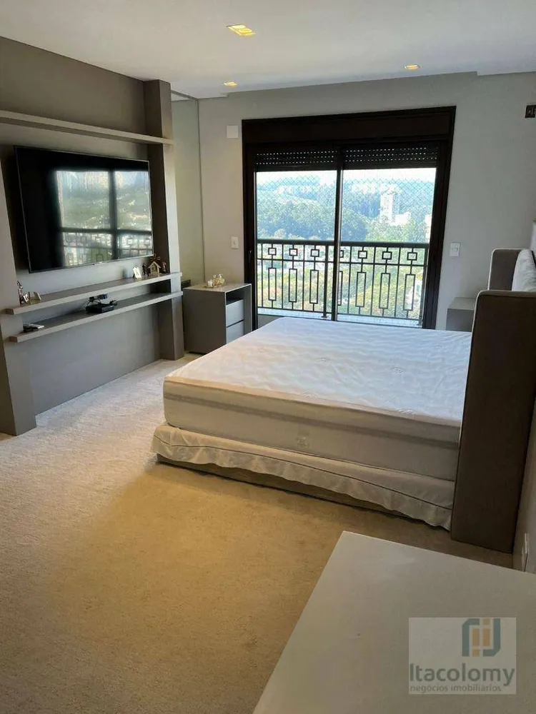 Apartamento, 3 quartos, 285 m² - Foto 5