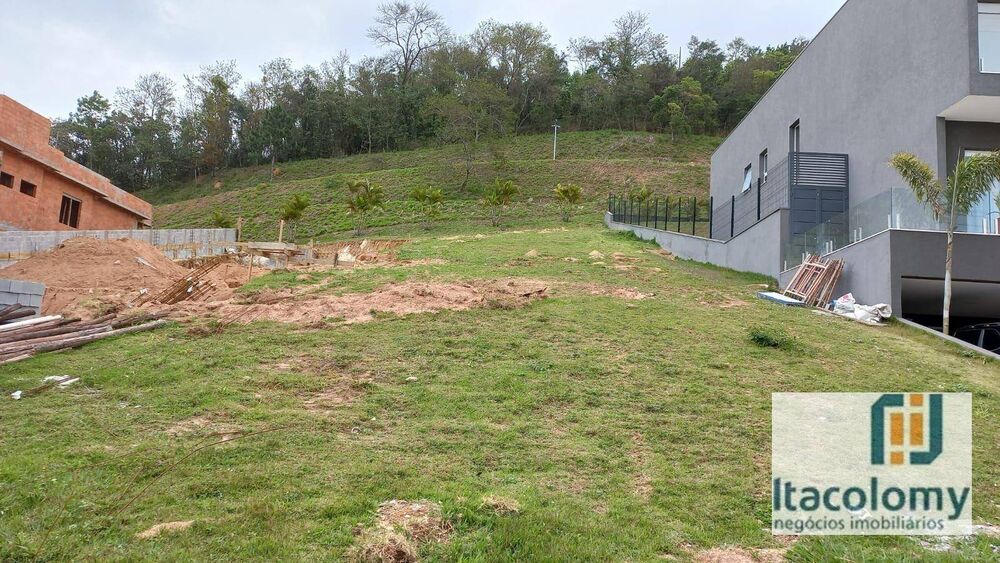 Loteamento e Condomínio, 711 m² - Foto 1