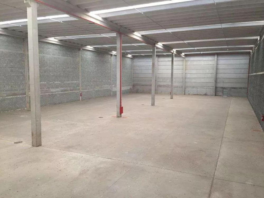 Depósito-Galpão-Armazém para alugar, 3580m² - Foto 1