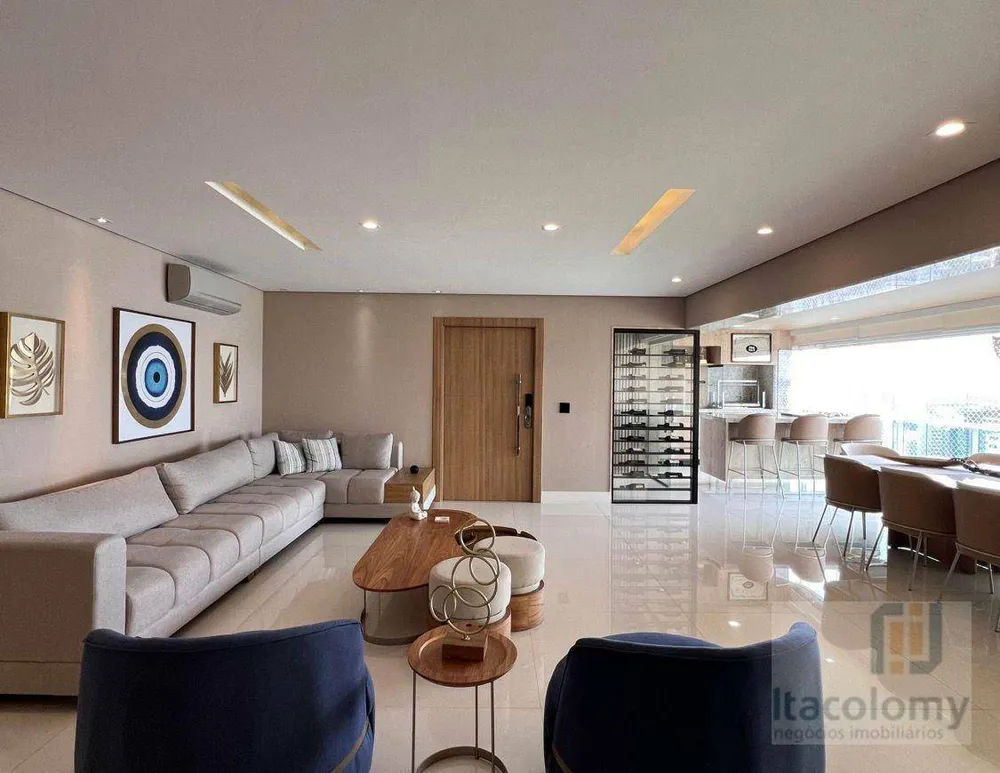 Apartamento, 3 quartos, 212 m² - Foto 1