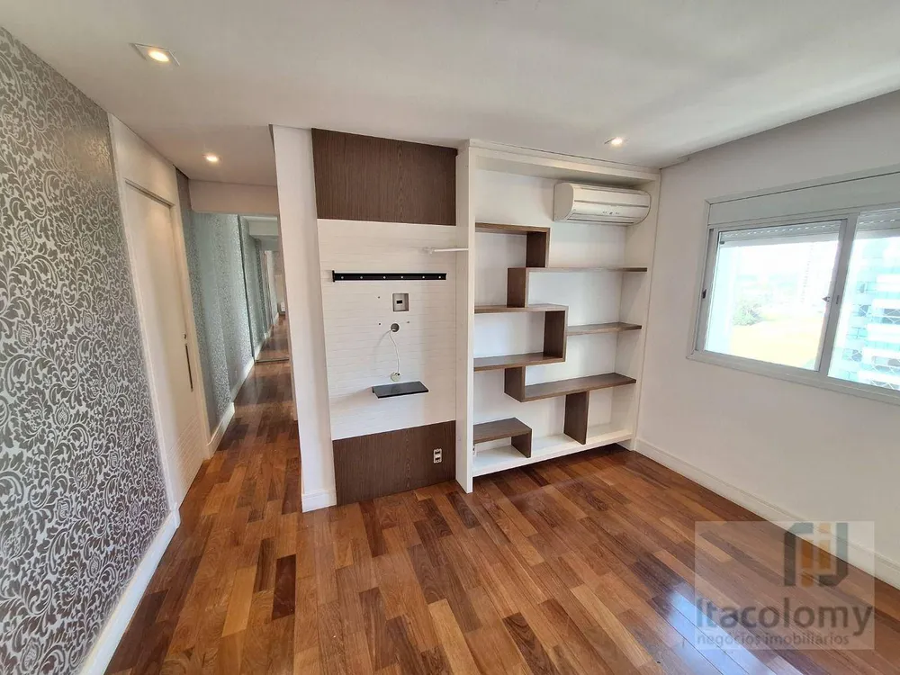 Apartamento, 3 quartos, 261 m² - Foto 3