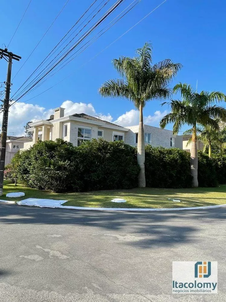 Casa de Condomínio à venda com 4 quartos, 481m² - Foto 2