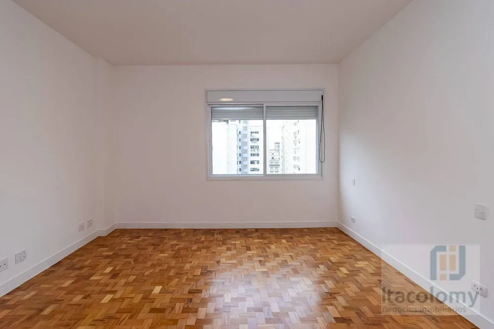 Apartamento, 3 quartos, 230 m² - Foto 4