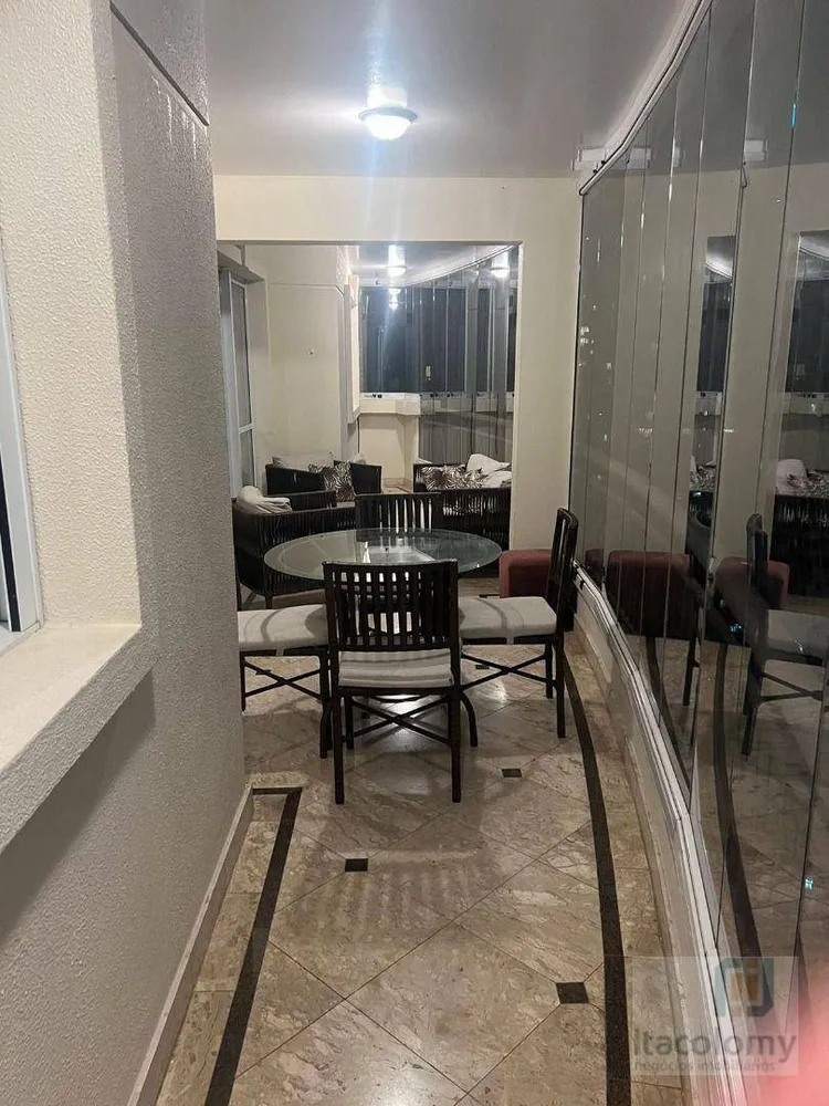 Apartamento, 3 quartos, 190 m² - Foto 3