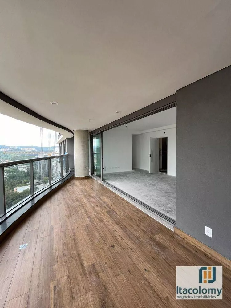 Apartamento à venda com 4 quartos, 180m² - Foto 1