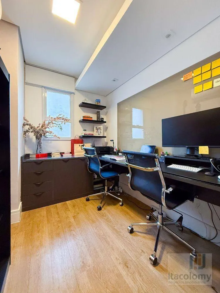 Apartamento, 3 quartos, 200 m² - Foto 2
