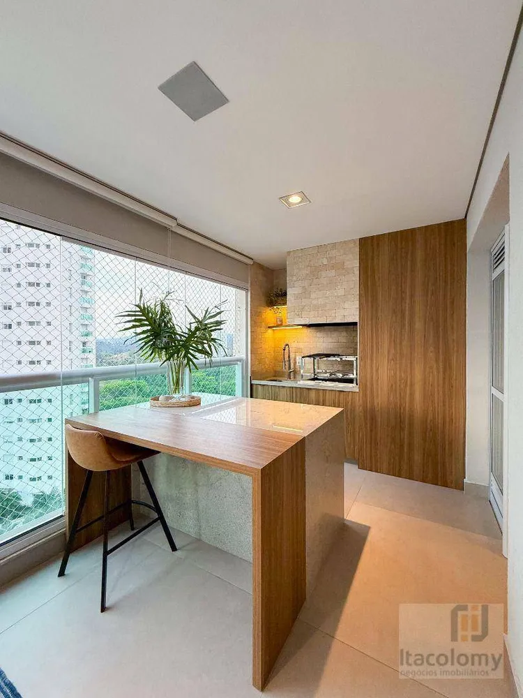 Apartamento, 3 quartos, 200 m² - Foto 1