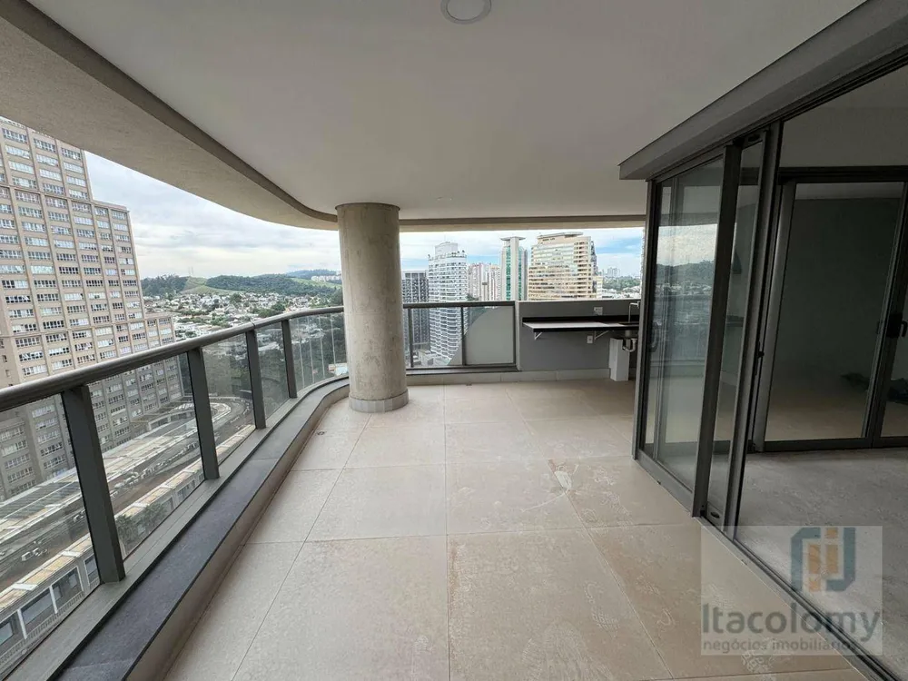 Apartamento, 3 quartos, 239 m² - Foto 1