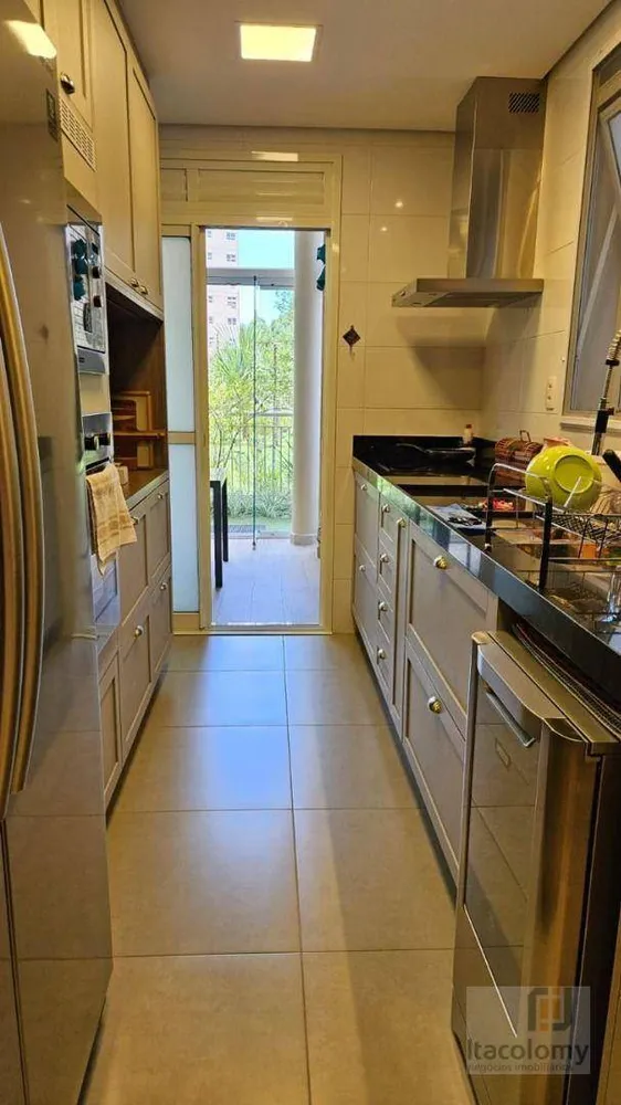 Apartamento, 3 quartos, 200 m² - Foto 1
