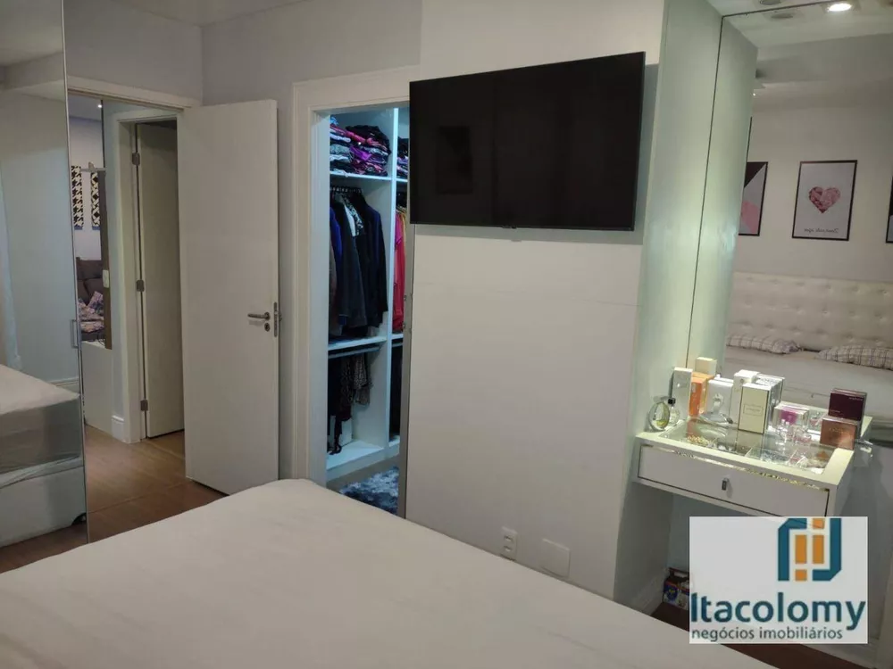 Apartamento à venda com 2 quartos, 62m² - Foto 11