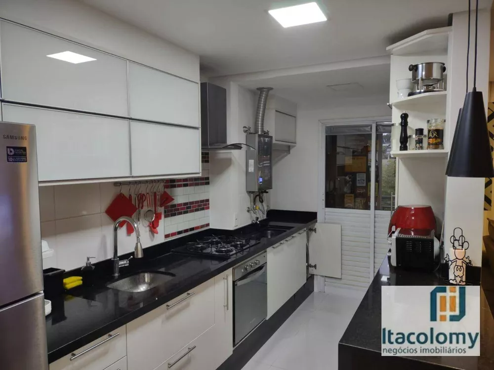 Apartamento à venda com 2 quartos, 62m² - Foto 3