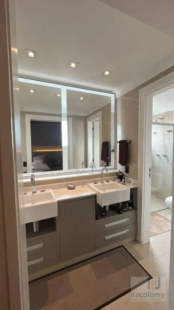 Apartamento, 4 quartos, 261 m² - Foto 8