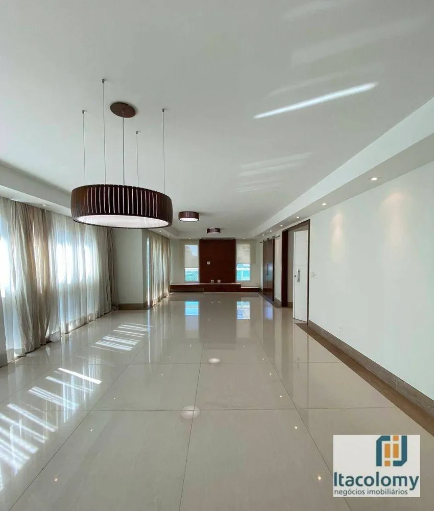 Apartamento, 4 quartos, 252 m² - Foto 1