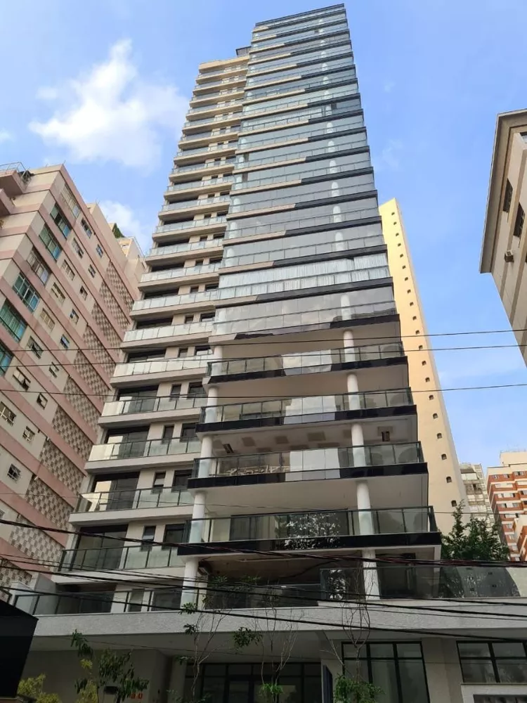 Apartamento à venda com 3 quartos, 205m² - Foto 2