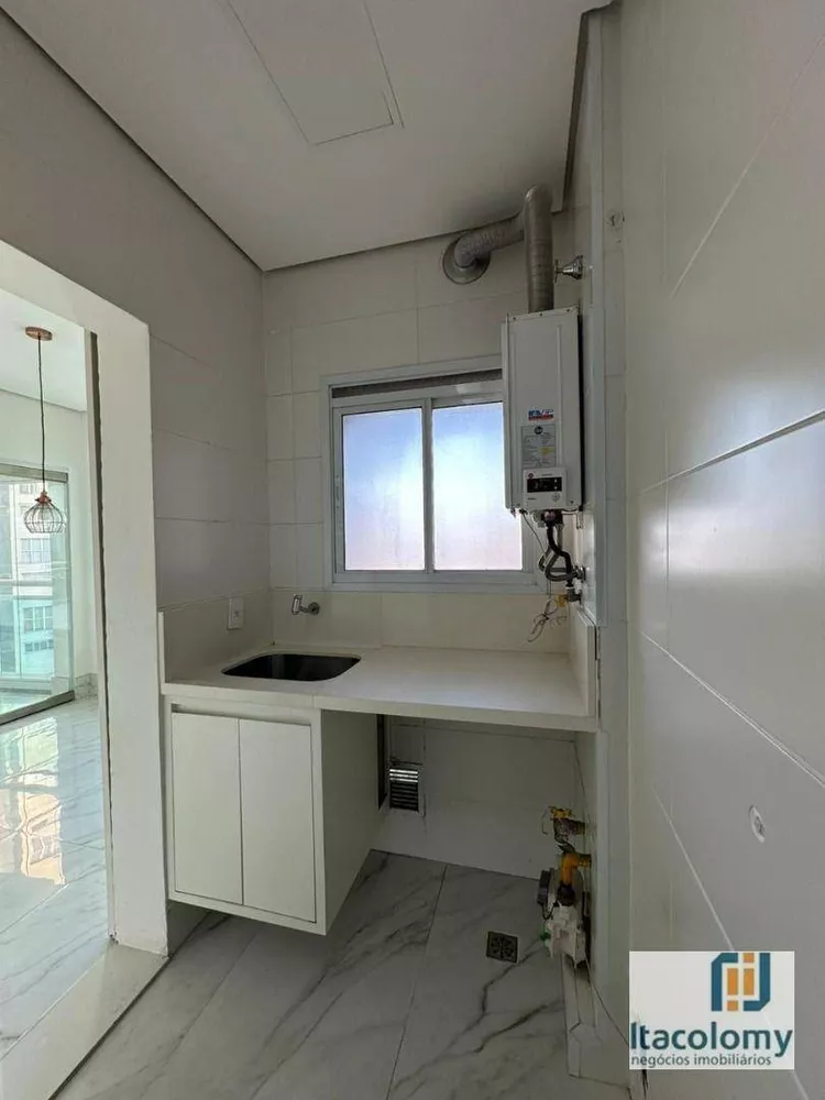 Apartamento à venda e aluguel com 3 quartos, 138m² - Foto 4