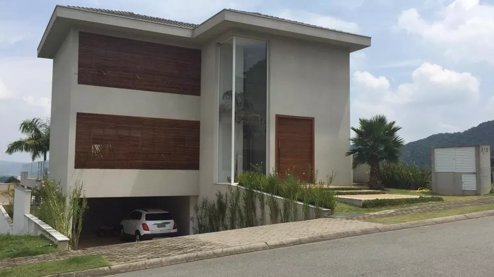 Casa de Condomínio à venda com 4 quartos, 604m² - Foto 1