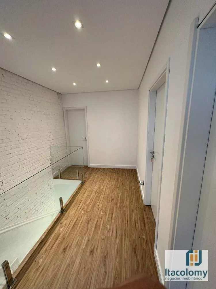 Casa à venda com 3 quartos, 241m² - Foto 2