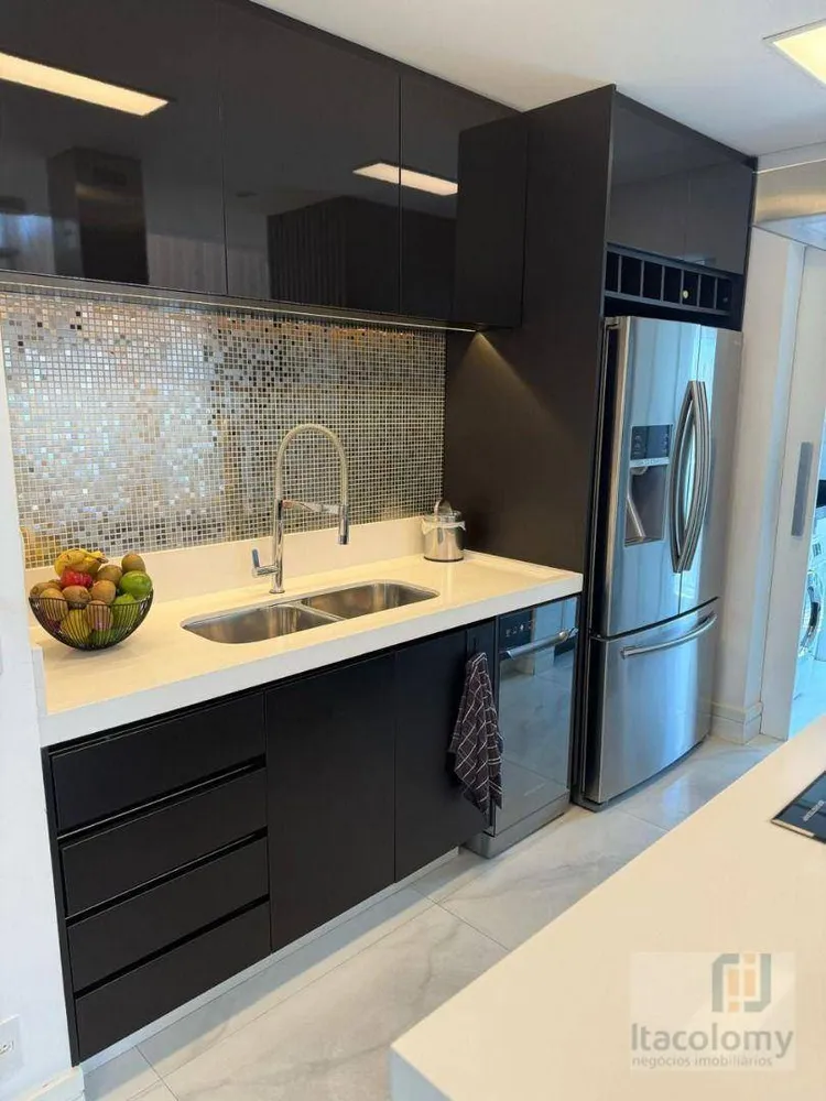 Apartamento, 3 quartos, 134 m² - Foto 9