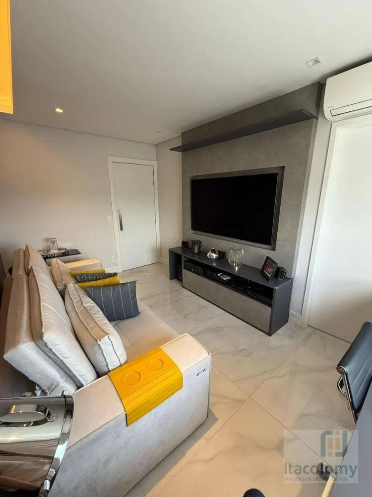 Apartamento, 3 quartos, 134 m² - Foto 2