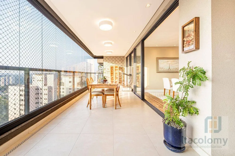 Apartamento, 4 quartos, 281 m² - Foto 2