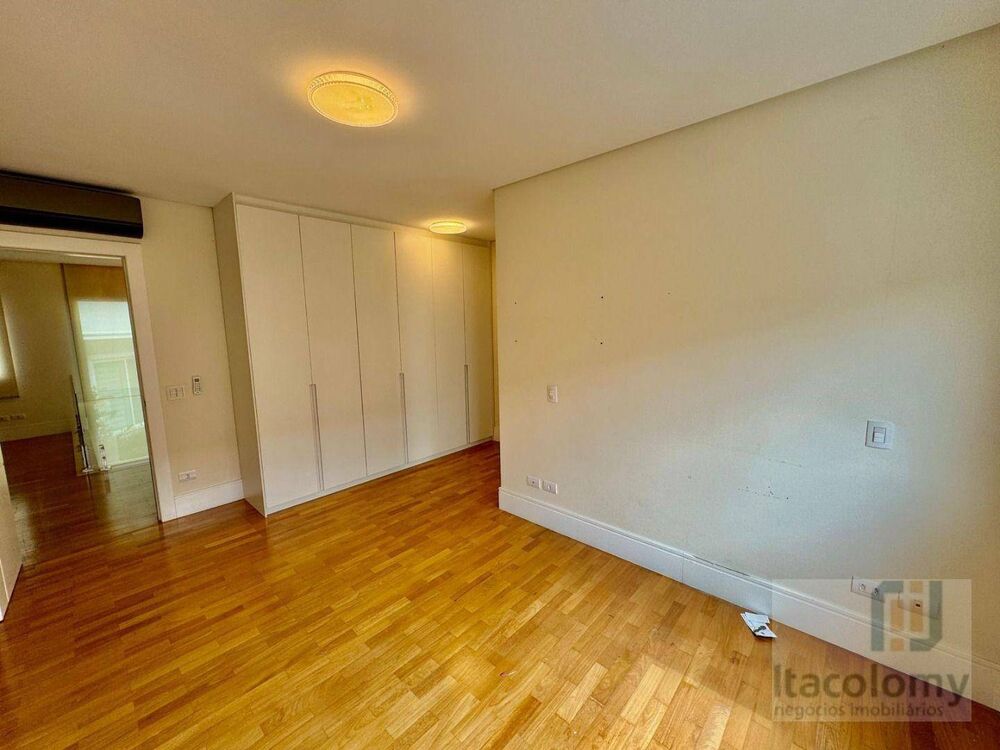 Casa de Condomínio à venda e aluguel com 4 quartos, 385m² - Foto 3