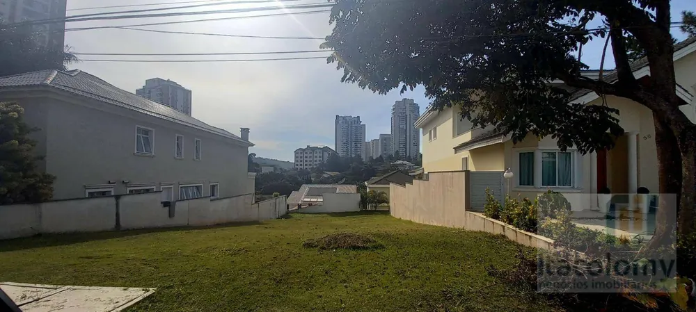 Loteamento e Condomínio, 500 m² - Foto 1