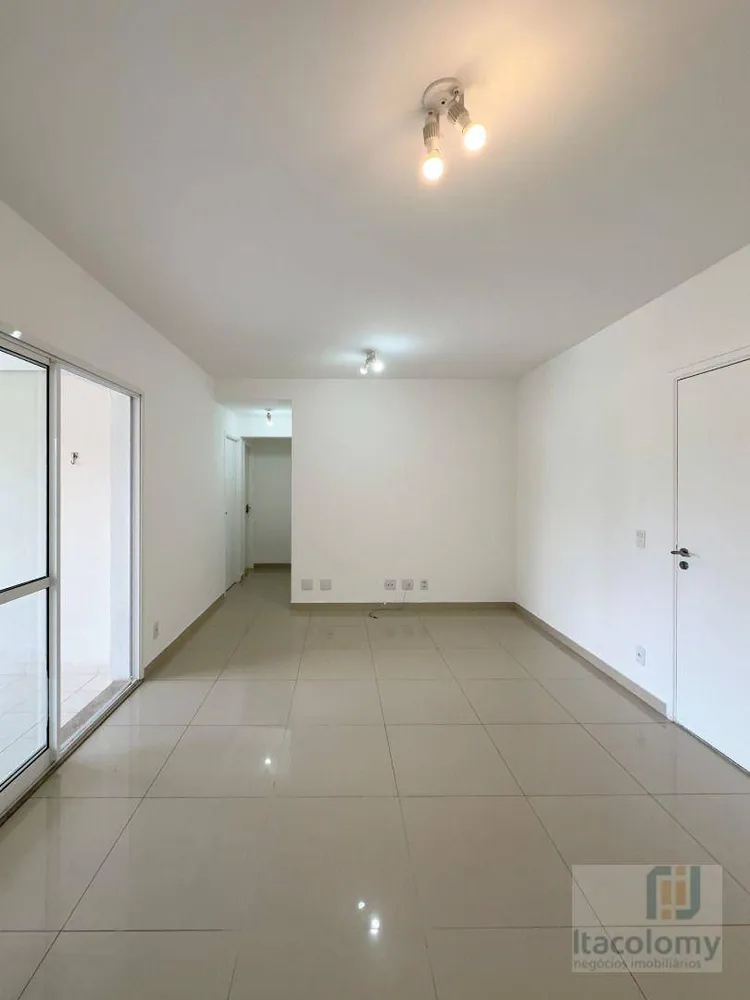 Apartamento, 3 quartos, 107 m² - Foto 2
