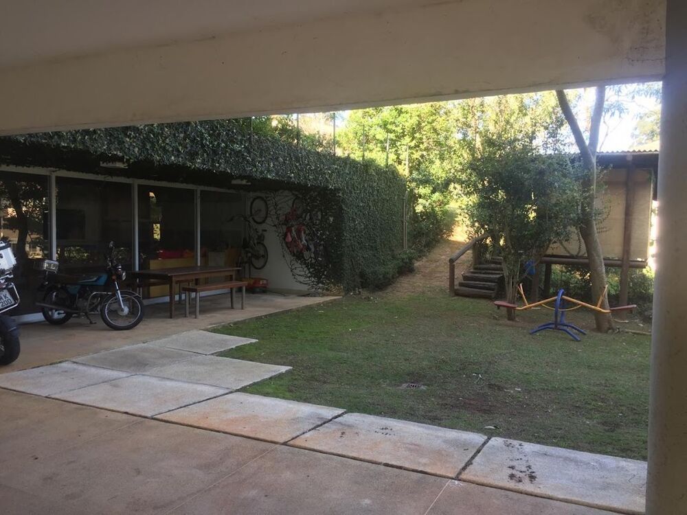 Casa de Condomínio para alugar com 4 quartos, 900m² - Foto 26