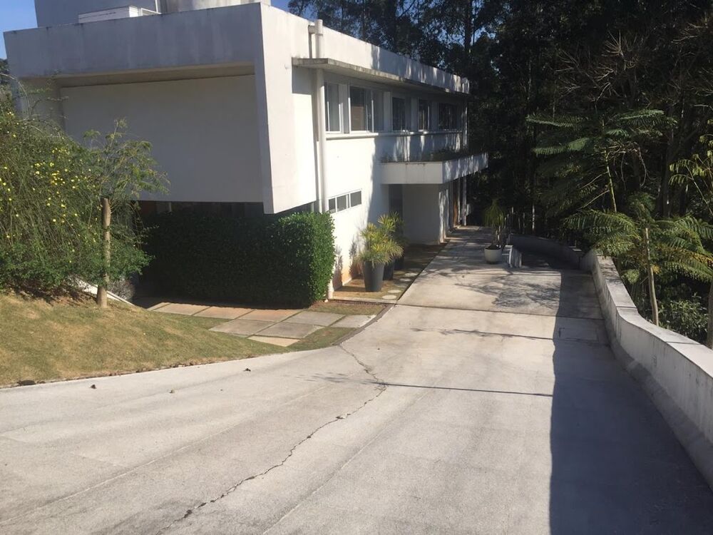 Casa de Condomínio para alugar com 4 quartos, 900m² - Foto 10