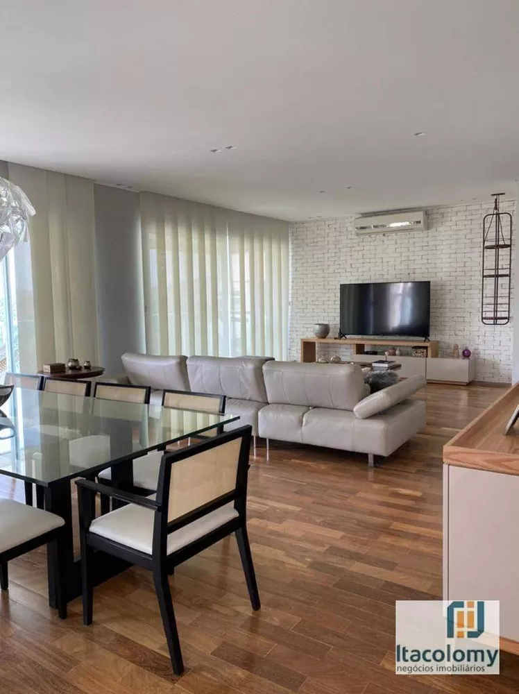 Apartamento à venda com 4 quartos, 284m² - Foto 1