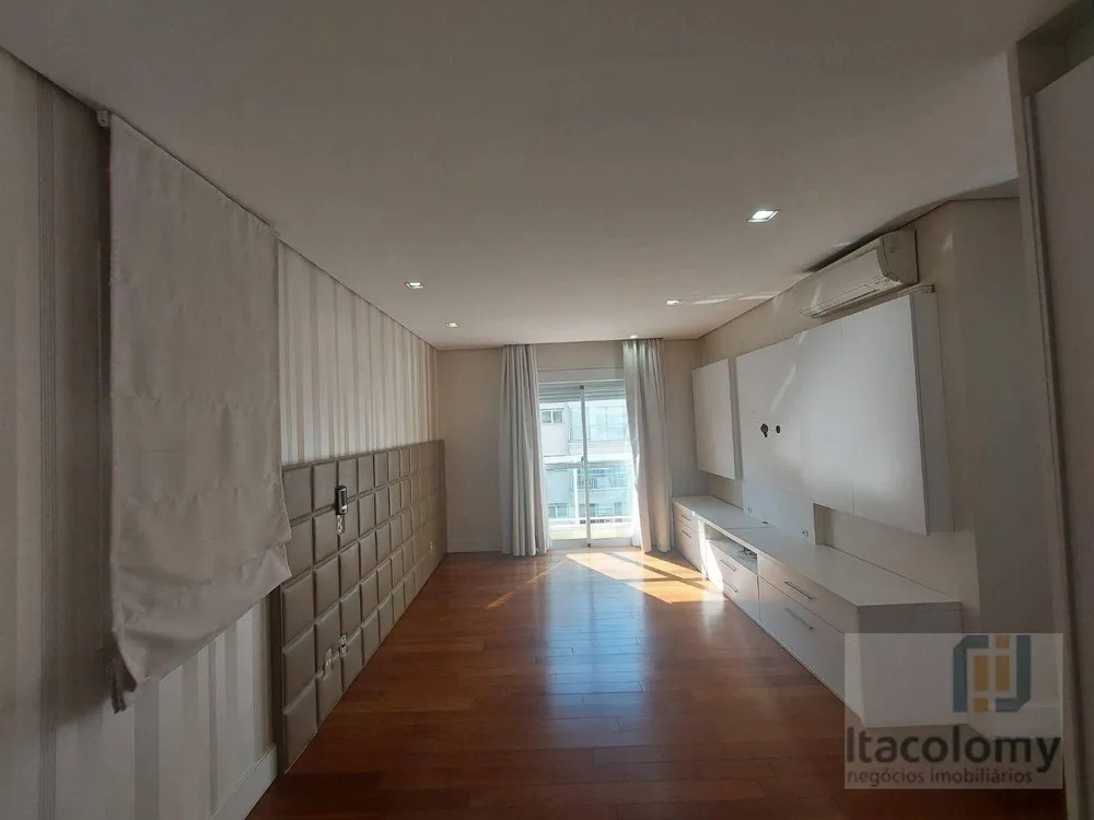 Apartamento, 3 quartos, 243 m² - Foto 14