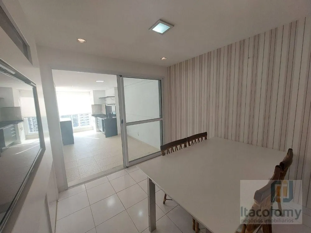 Apartamento, 3 quartos, 243 m² - Foto 8