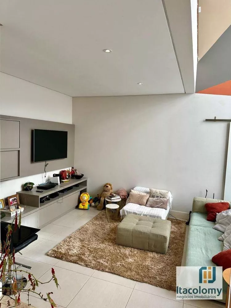 Casa de Condomínio à venda com 3 quartos, 330m² - Foto 4