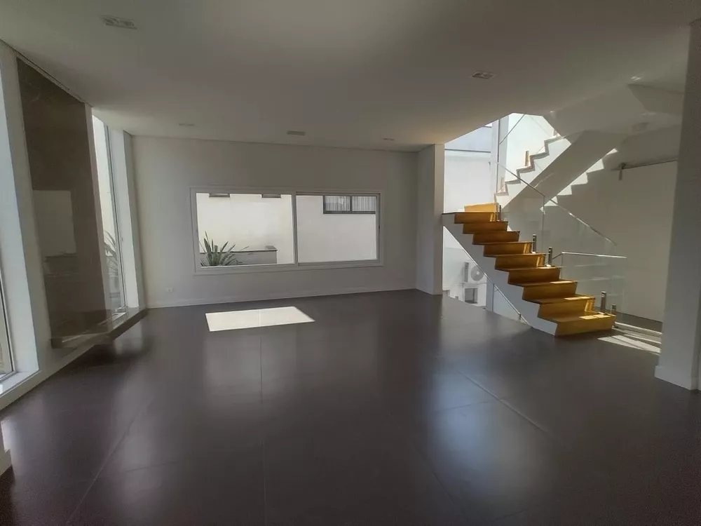 Casa de Condomínio à venda com 4 quartos, 420m² - Foto 7