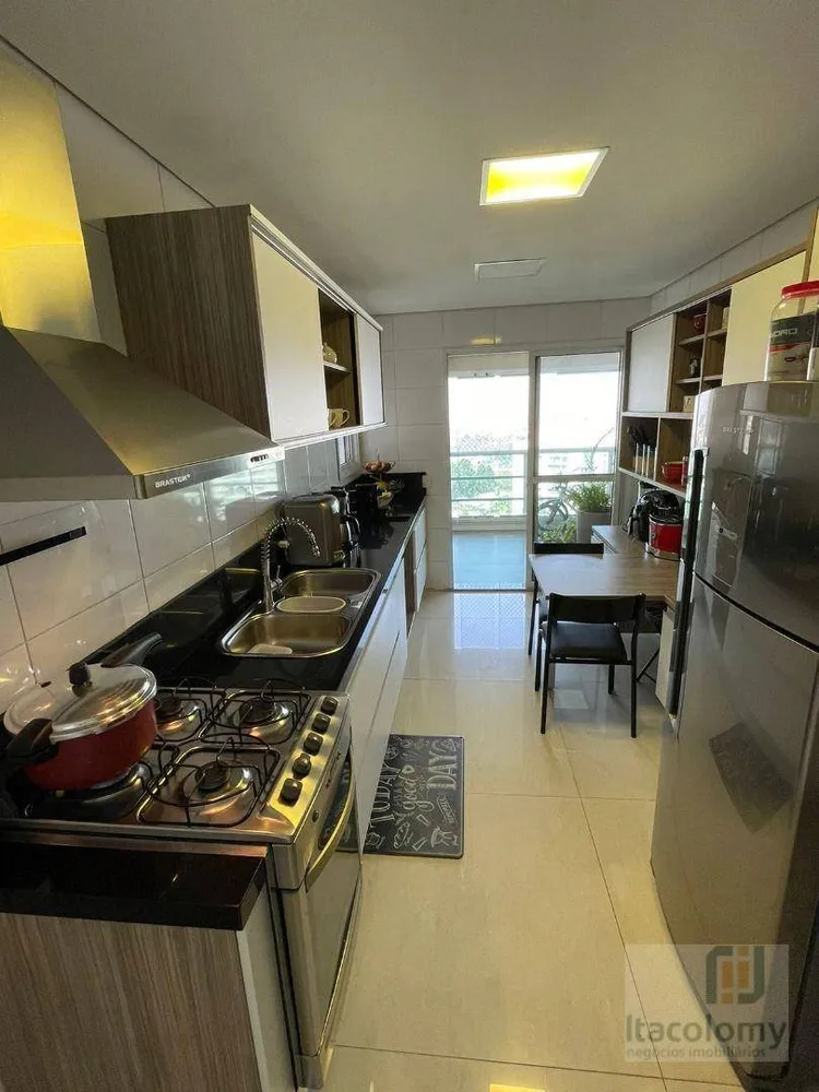 Apartamento, 3 quartos, 202 m² - Foto 4