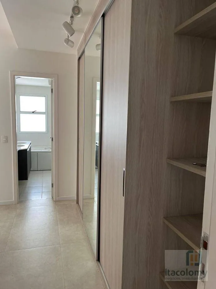 Apartamento, 3 quartos, 235 m² - Foto 8