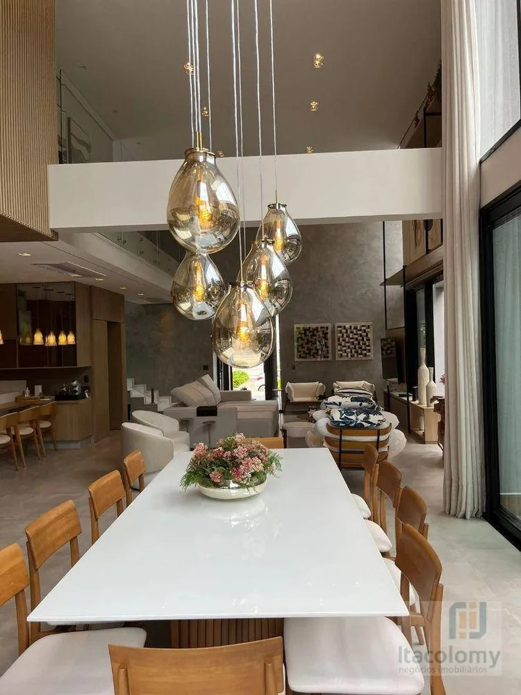 Casa, 4 quartos, 420 m² - Foto 1