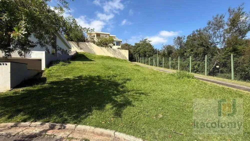Loteamento e Condomínio, 645 m² - Foto 1