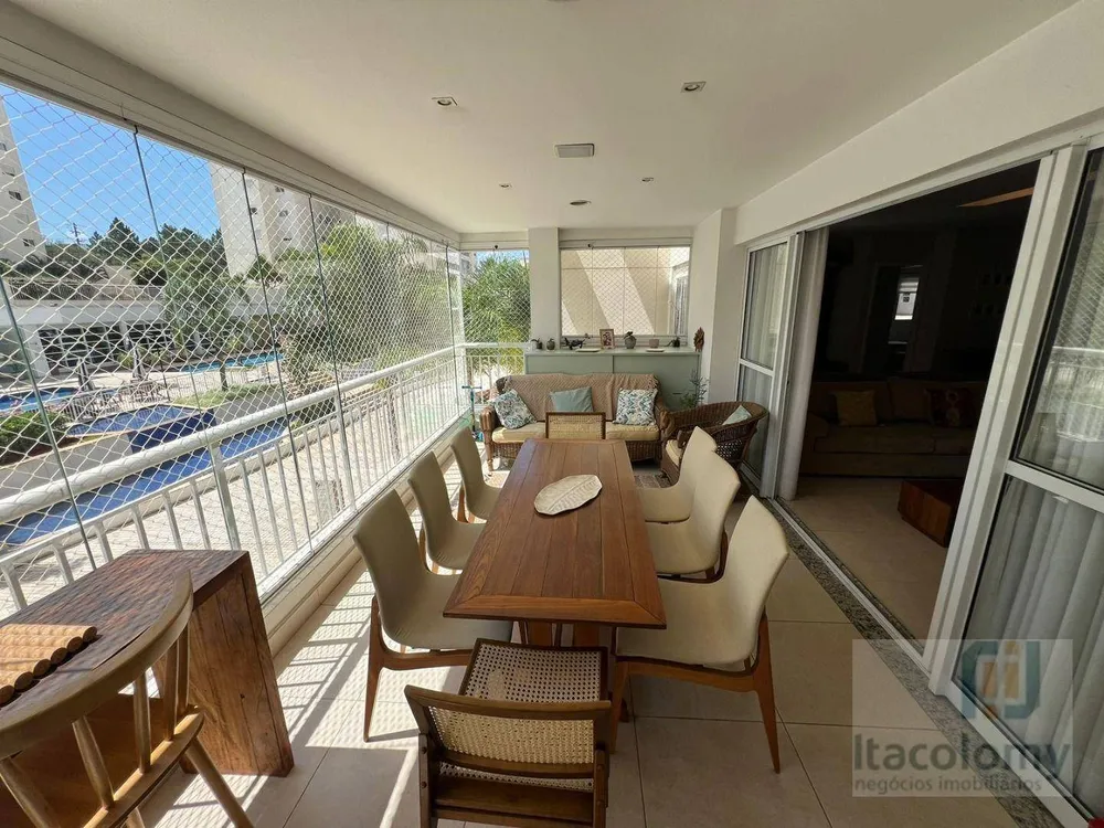 Apartamento, 3 quartos, 158 m² - Foto 1
