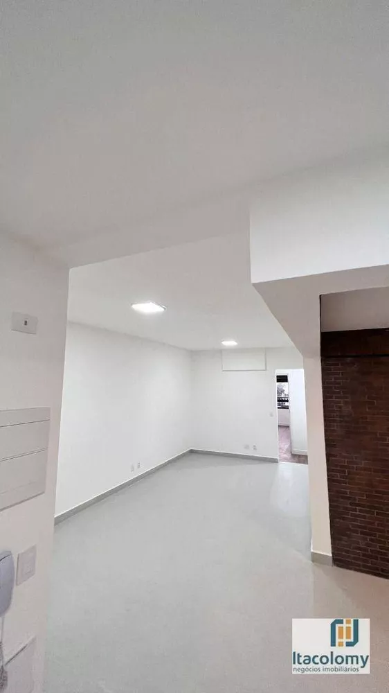 Apartamento à venda com 3 quartos, 97m² - Foto 3