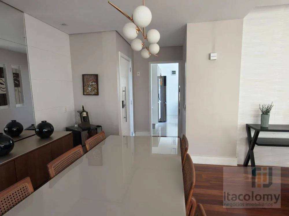 Apartamento, 3 quartos, 132 m² - Foto 2