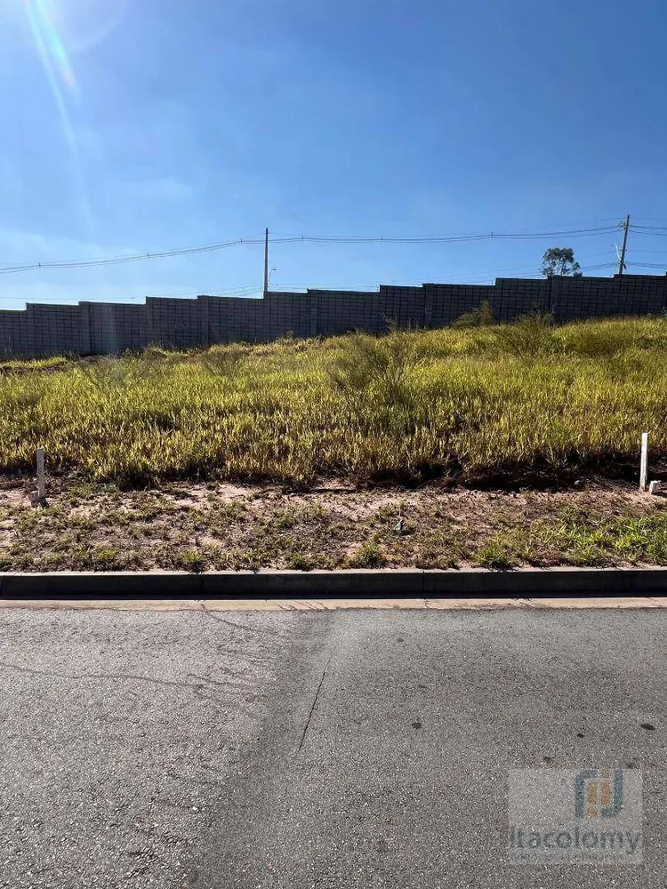 Loteamento e Condomínio, 167 m² - Foto 1