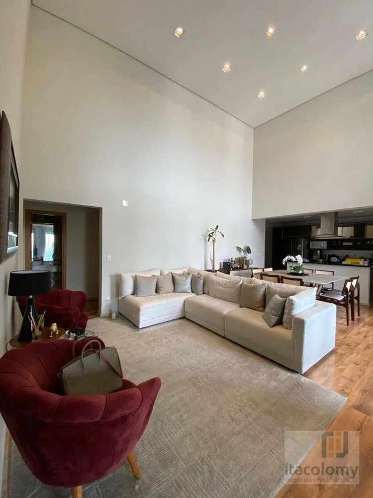 Apartamento, 3 quartos, 172 m² - Foto 1