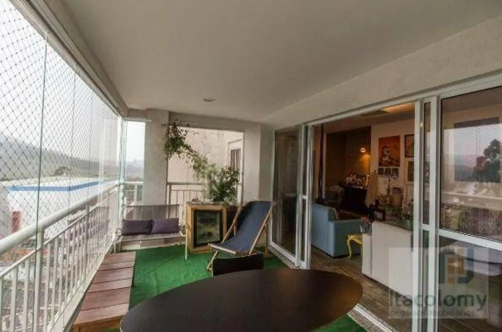 Apartamento, 3 quartos, 132 m² - Foto 3