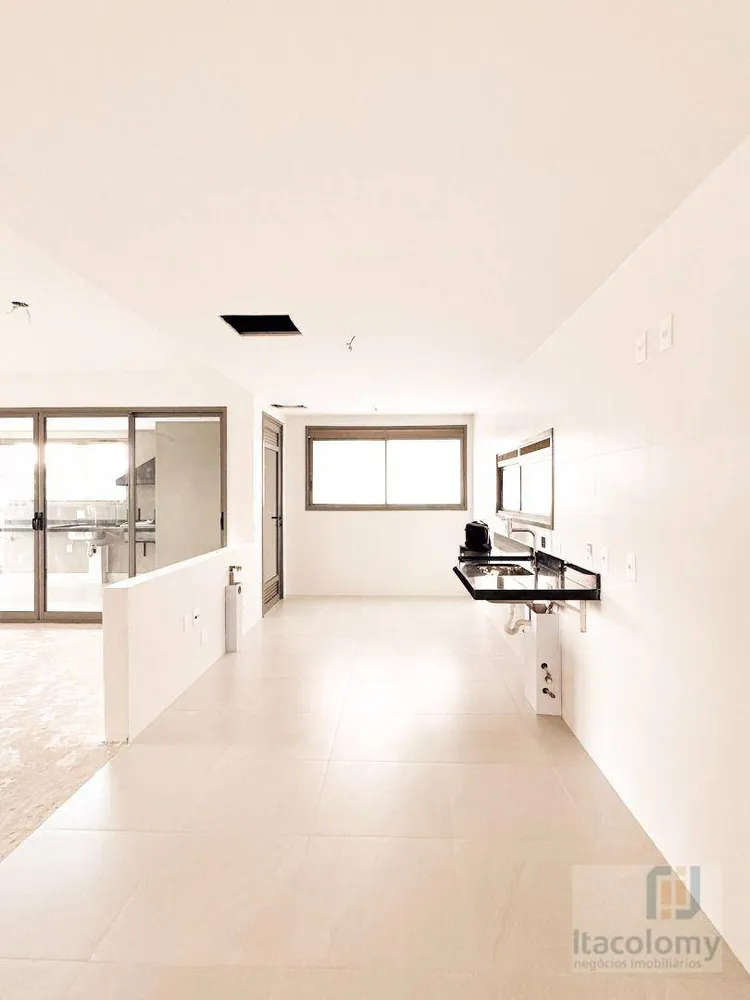 Apartamento, 4 quartos, 244 m² - Foto 4