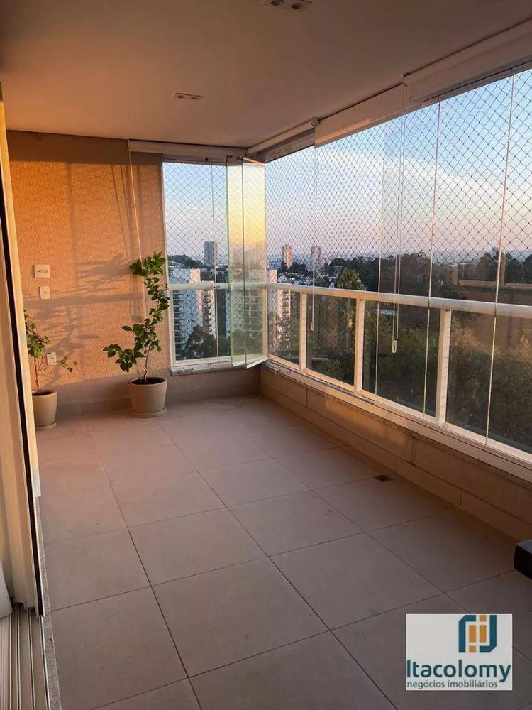 Apartamento para alugar com 3 quartos, 172m² - Foto 3